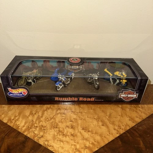 Vintage 1999 Hot Wheels Collectibles Harley Davidson Rumble Road Motorcycle Set
