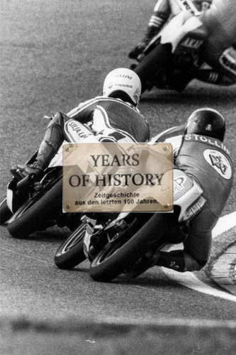 Photo 10x15cm corner fight in Kassel, motorcyclists were about the first