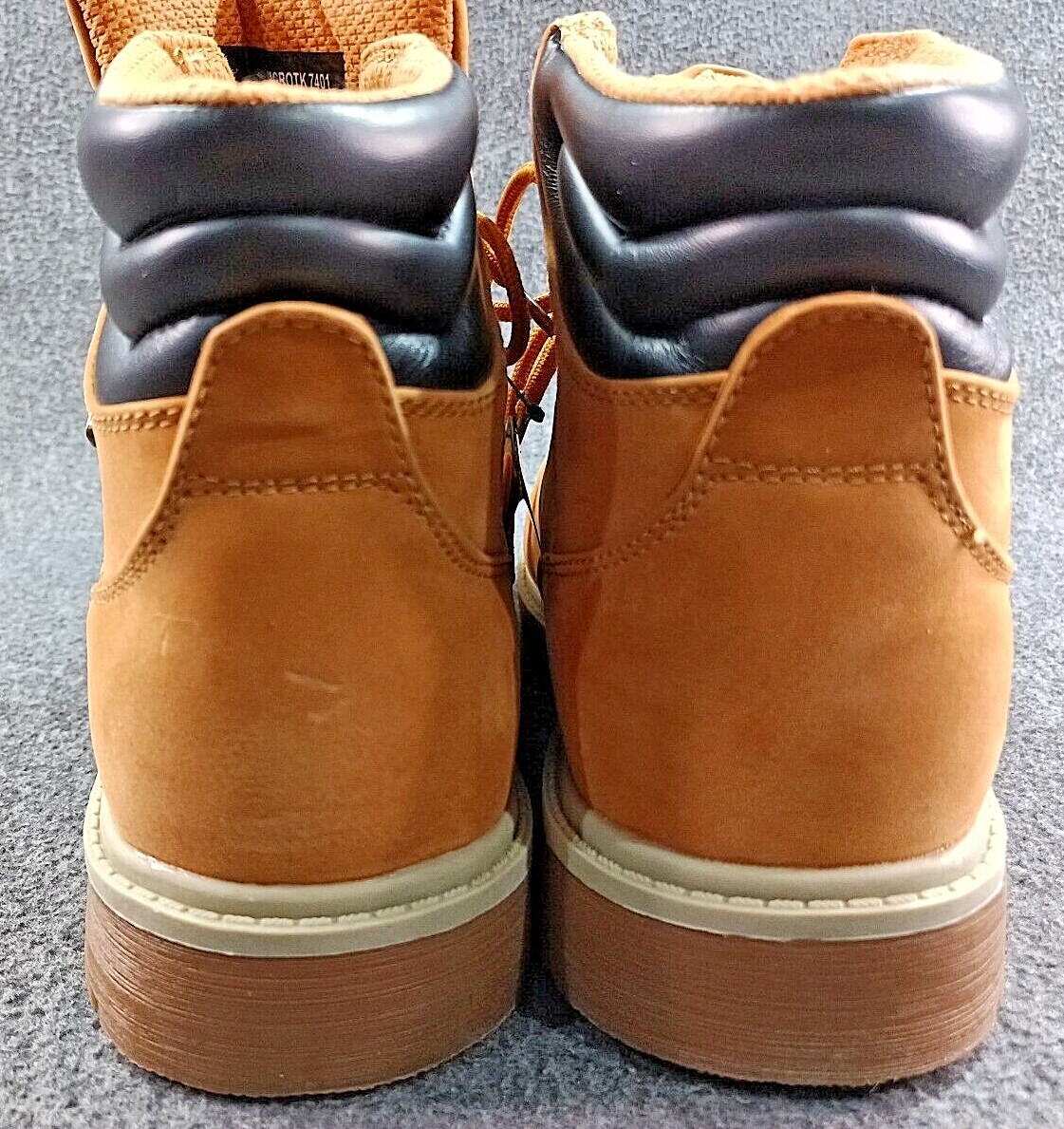 Lugz Grotto Chukka Work Boot Mens Size 9 Golden Wheat New In  display picture 1