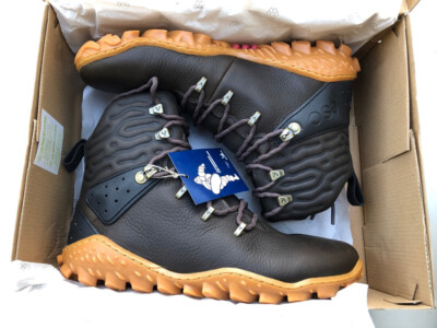 Vivobarefoot Tracker ESC Mens size 42 NIB, US size 9