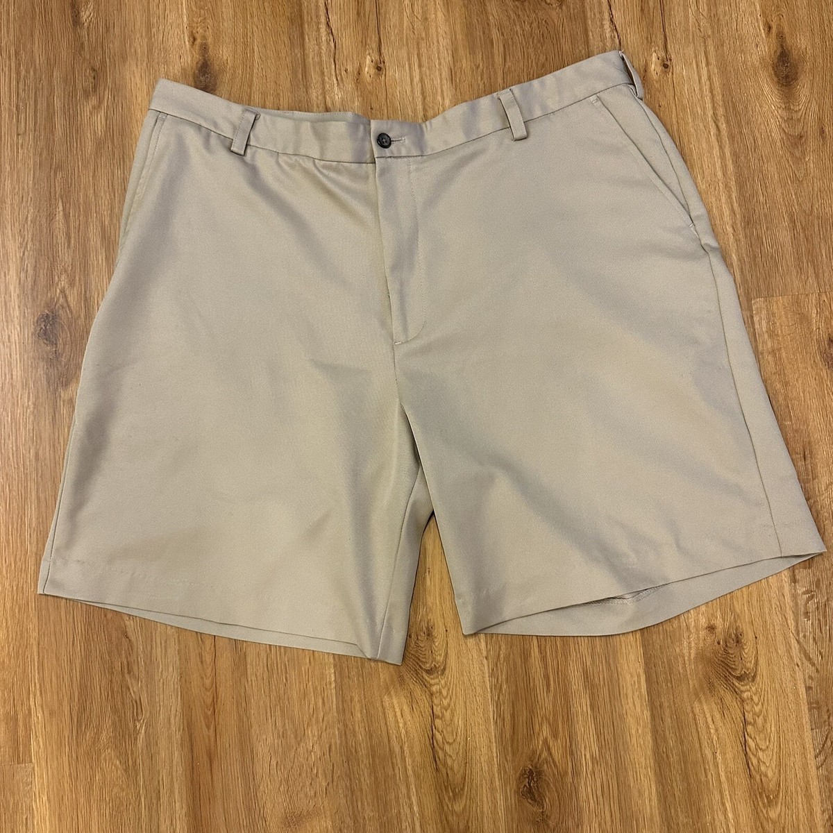 IZOD XFG Khaki Men's Golf Shorts Size 44 High Rise Khaki