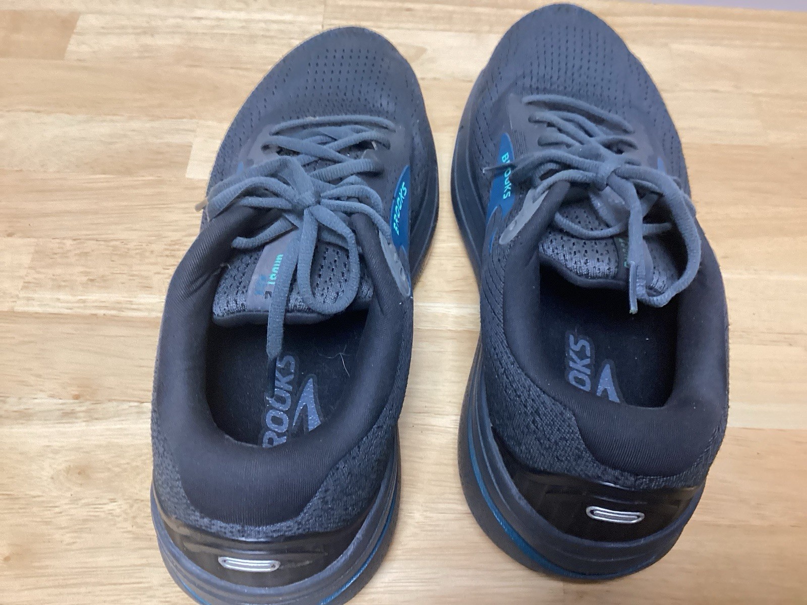 Brooks Ghost 2 Max Size 11 4E - image 9