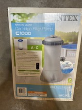 Bomba de filtro de cartucho sobre el suelo Intex Krystal Clear 56637. Caja nueva pero abierta