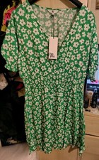 Be You Green Flower Print  S/S VNeck Shirred Waist Tea Dress Sz18 BN 