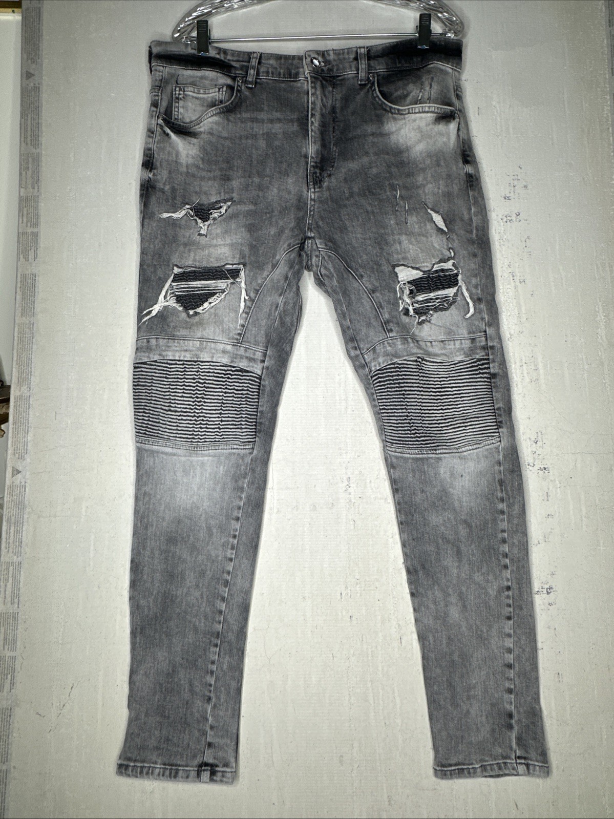 ZARA Men’s Distressed Pocket Zip Fly Gray Denim Jeans | Tag Sz: 34