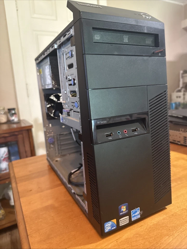 Computadora de escritorio Lenovo Thinkcentre M90P (256 GB SSD, Intel Core i5-650, 3,20 GHz, 4 GB)   Foto 2 de 4