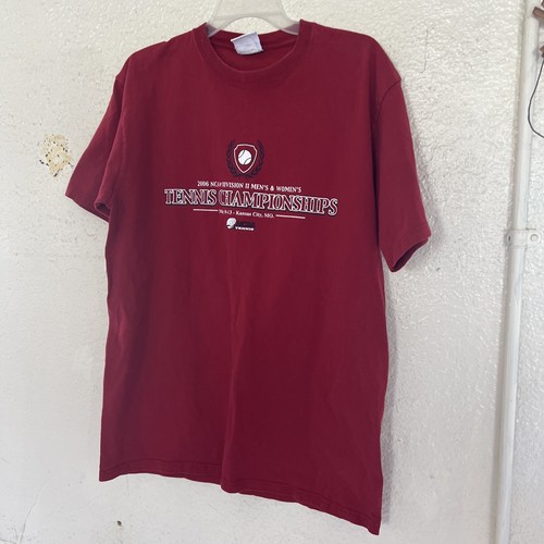 NCAA 2006 Division 2 Men’s & Woman’s Tennis Championship Red Large T Shirt - Picture 4 of 9