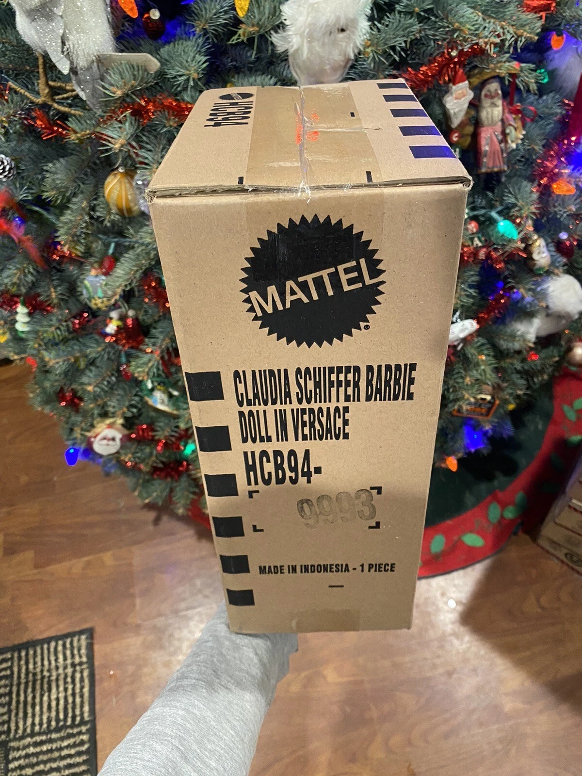 Bambola Barbie Claudia Schiffer in abito Versace etichetta platino limitata a 5000