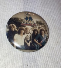 1980s Rock Band Rock N Roll Pin; DEF LEPPARD Logo  Band 1-1/4" 1