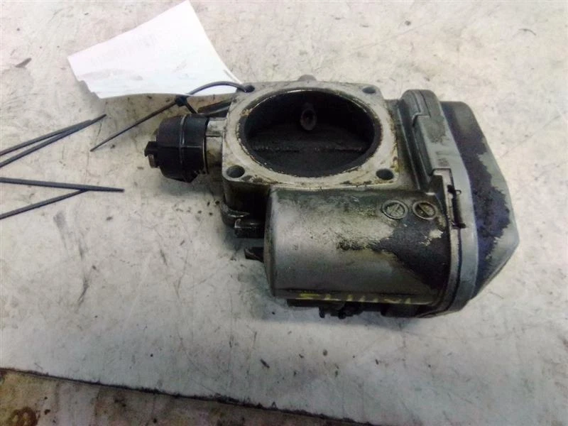 Used Fuel Injection Throttle Body fits: 2000 Mercedes-benz Mercedes ml-class 210 Foto 2 de 4