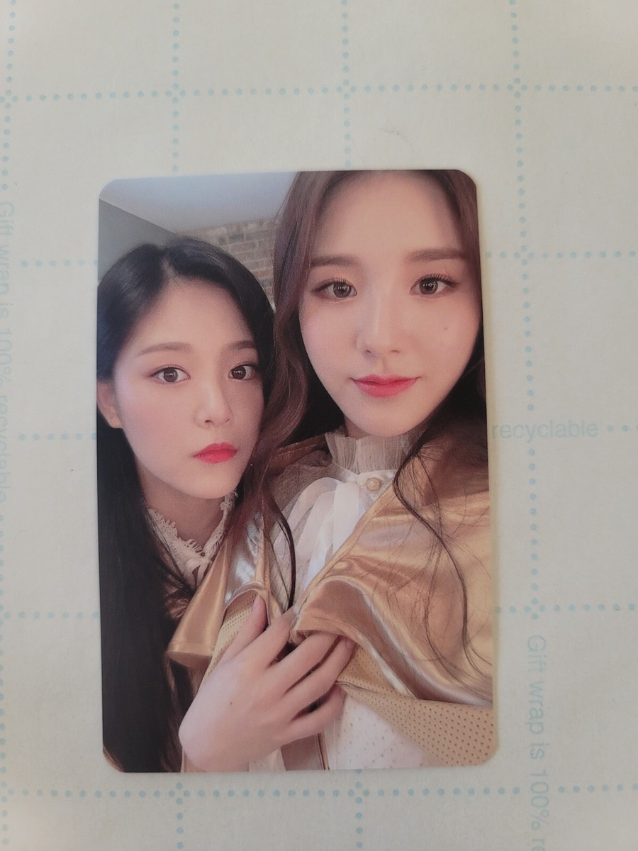 LOONA Lightstick Preorder Gift Benefits POB Photocards PCs