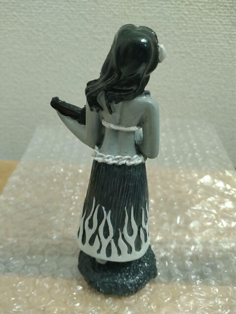 Hideandseek Hula Girl Car Service Figurine Resin 145mm Hideandseek Hula Girl Car Service Figurine Resin 145mm