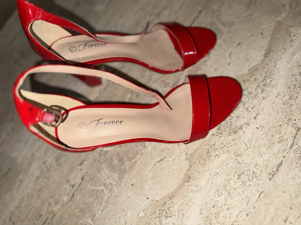 Tacones Red Forever Foto 2 de 2