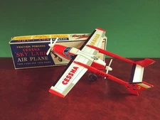 Yonezawa Japan Tin Friction Cessna Sky Lark JA8628 Tinplate Airplane w/ Or. Box