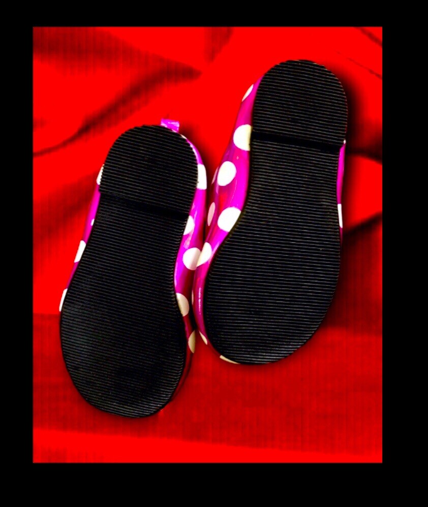 Disney Minnie Mouse baby Shoes: size 4,infant/toddler,bow,pink,glossy,polka dots