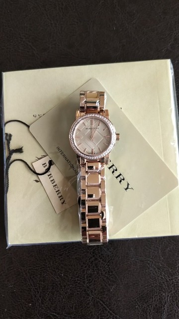 womens rose gold burberry watch