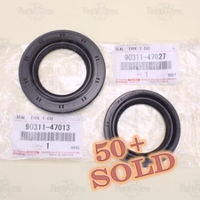 SET GENUINE TOYOTA SEQUOIA LEXUS GX460 LX570 FRONT DRIVE SHAFT LEFT & RIGHT SEAL