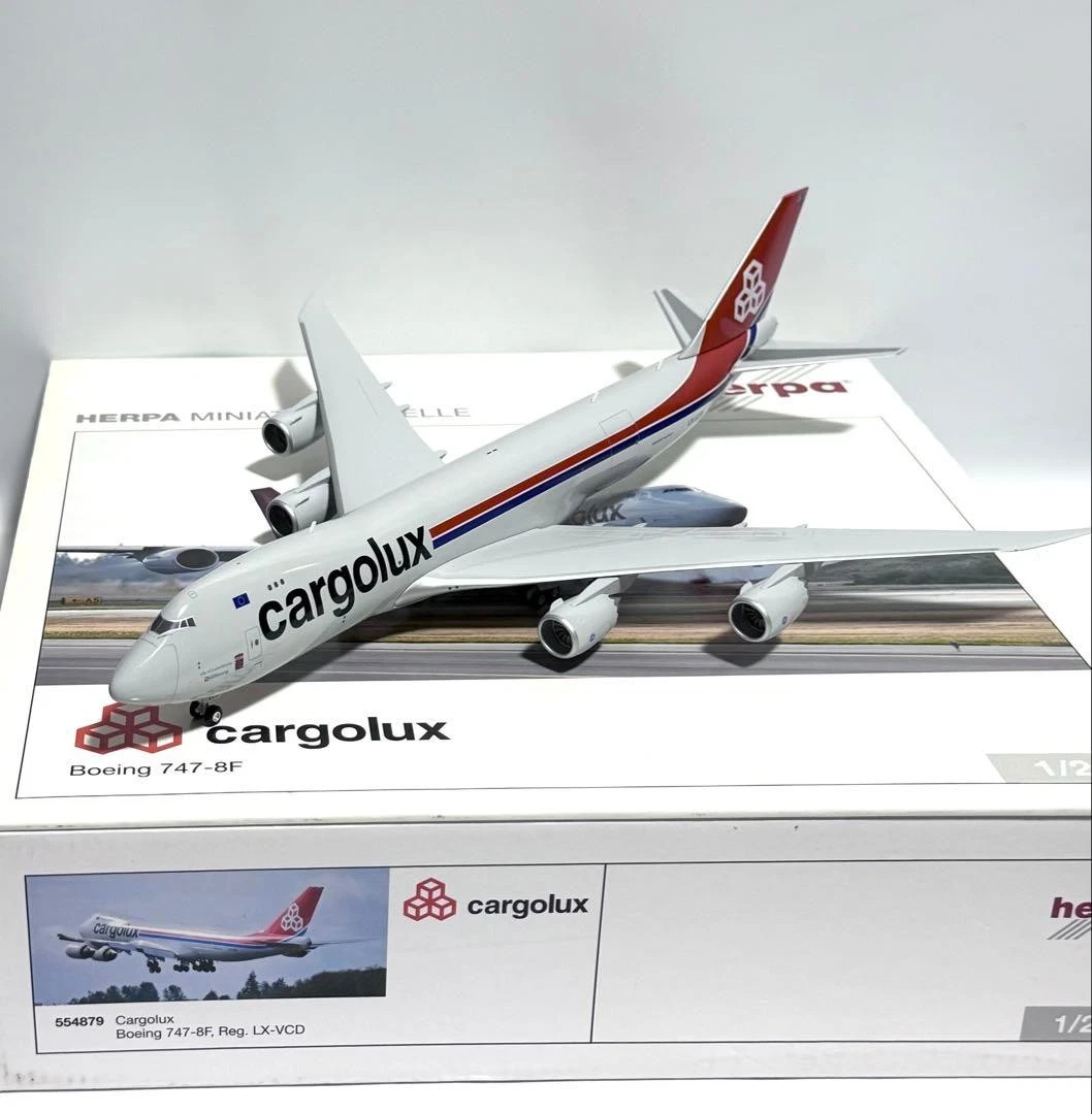 Herpa Boeing 747 Diecast Aircraft & Spacecraft 1:200 Scale for