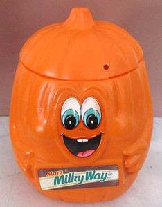 Vintage 1990 Milky Way Pumpkin Halloween Blow Mold Candy Bucket Pail Trick or Tr