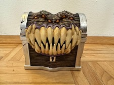 D&D: Würfel Aufbewahrungsbox - Nemesis Now Mimic Dice Box