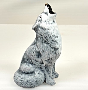 Vintage Howling Wolf Figurine Gray Rustic Lodge Decor Ceramic Sculpture