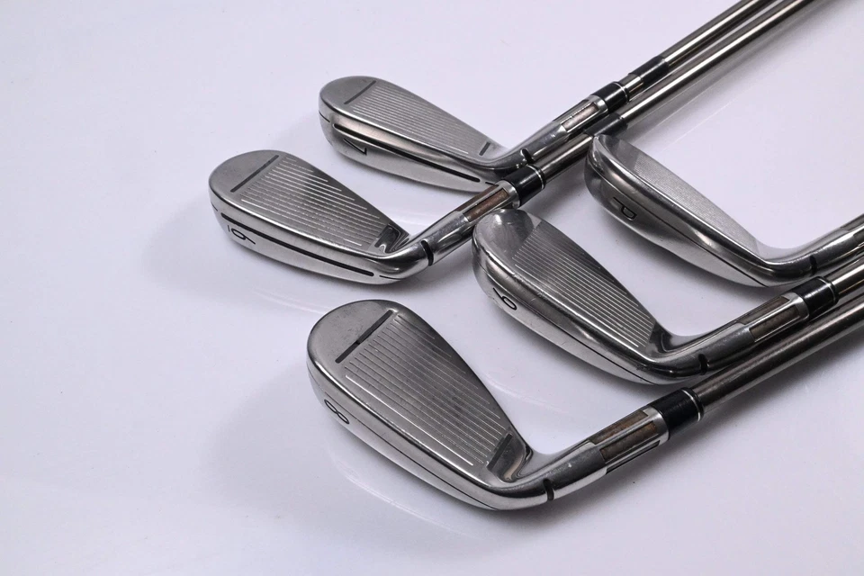 Taylormade M4 Irons / 6-PW / Regular Flex UST Mamiya Recoil ESX 460 Shafts - Image 4 of 4