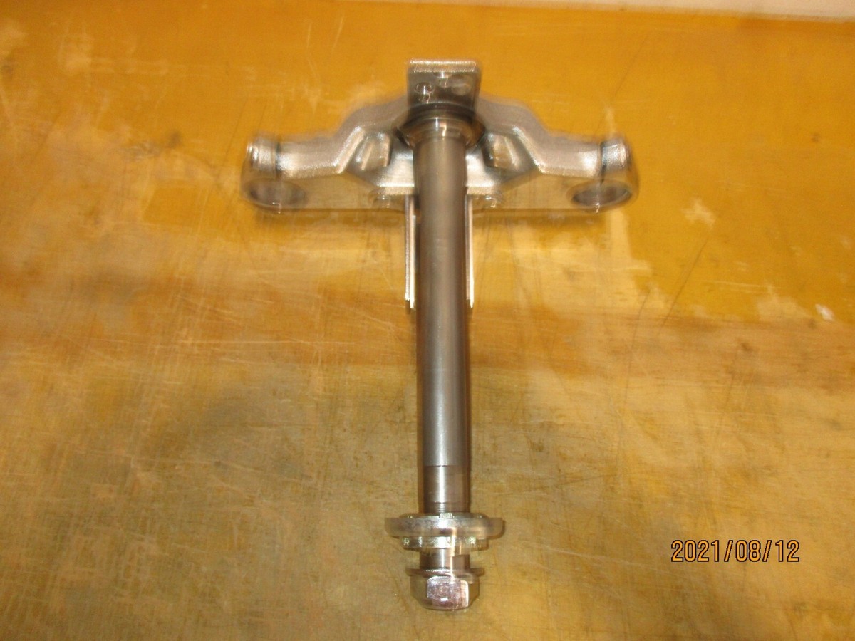 アンダー・ザ・シャドー HONDA VT600CD SHADOW STEERING STEM LOWER TRIPLE TREE 53200-MR1-014