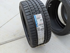 Michelin Pilot Sport A S 3 225 35 19 Ebay Michelin Pilot Sport A S 3 225 35 19 Ebay