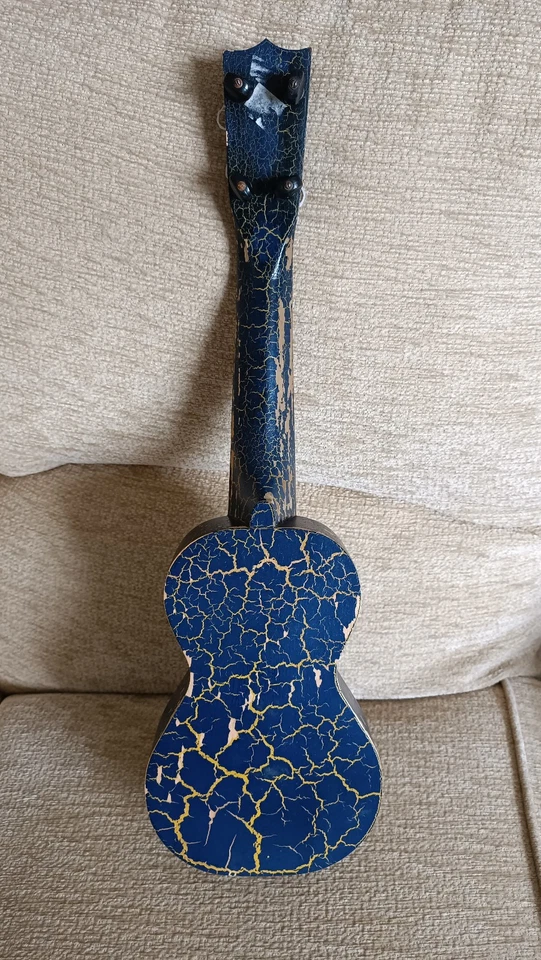 The Dandy Line ukulele 1920-1930' made by REGAL USA - Image 3 of 4