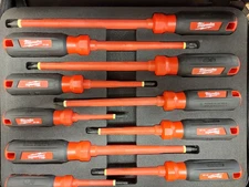 Milwaukee 10-PC 1000V Insulated Screwdriver Set Foam Case 48-22-2210