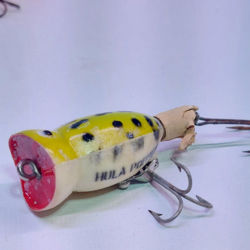6 señuelos de pesca antiguos - Jitterbug negro, Hula Popper, Jitterbug PLC uso multicolor Foto 4 de 4
