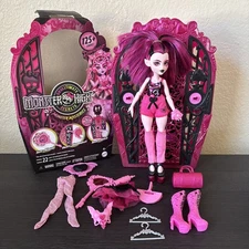 Monster High Skulltimate Secrets Monster Mysteries Draculaura Doll & Accessories