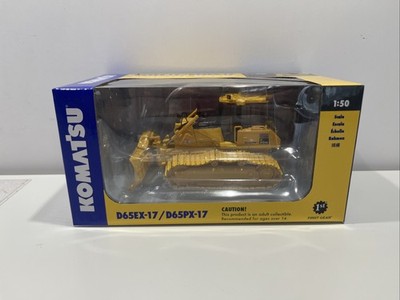 First Gear 1/50 KOMATSU D65EX-17  / D65PX-17 