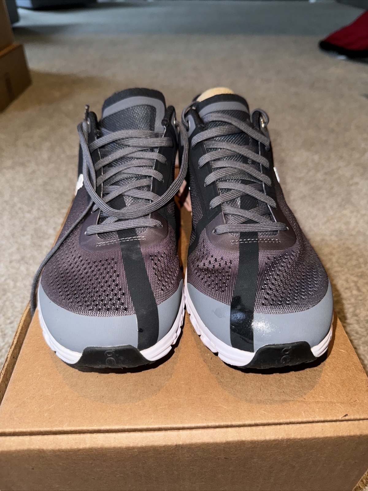 On Cloud Flow Women’s Gray Running Shoes Rock Rose Size 10 US Swiss