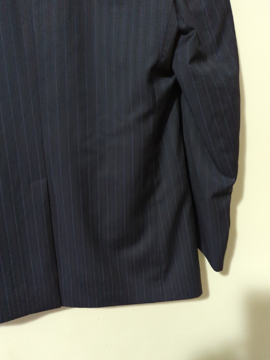 【送料&関税込】Dolce & Gabbana Wool Pinstripe Blazer Double-breasted pinstripe wool Turlington jacket in