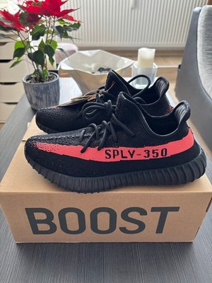 Adidas Yeezy Boost 350 V2 Core Black Red EU 43 1/3