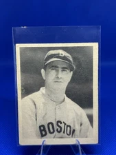 1939 Play Ball #103 Moe Berg Boston Red Sox  