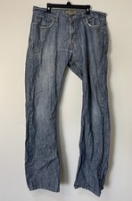 Levis 514 Slim Straight Jeans Men  s 34 x 32 Medium Wash Pants Cotton 5 Pocket