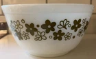 Vintage Pyrex Spring Blossom Crazy Daisy Mixing Bowl #402 - 1 1/2 Qt VG+ Cond