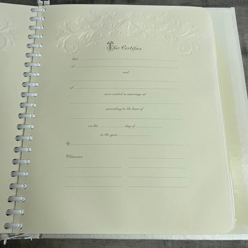 Vintage Hallmark Embossed Ivory Doves Album OUR WEDDING KEEPSAKE 11 x 9 - Picture 6 of 9