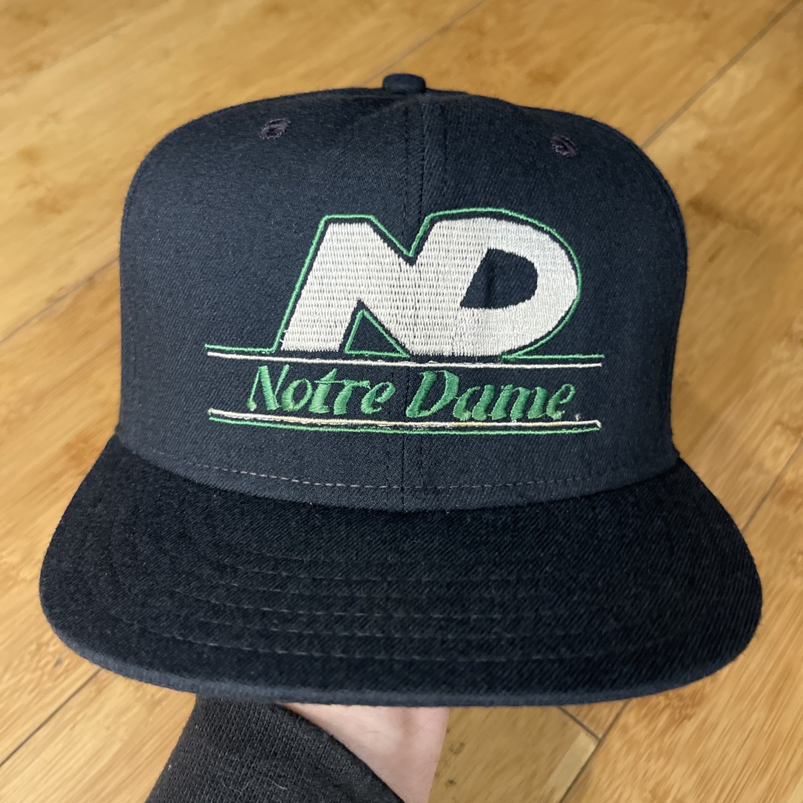 Vintage New Era Pro Notre Dame Fighting Irish Wool Navy 80s 
