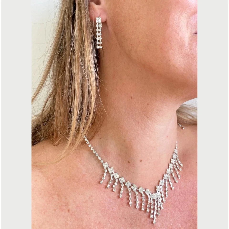 Set orecchini collana strass da sposa, eleganti gioielli scintillanti per mat... - Immagine 2 di 4