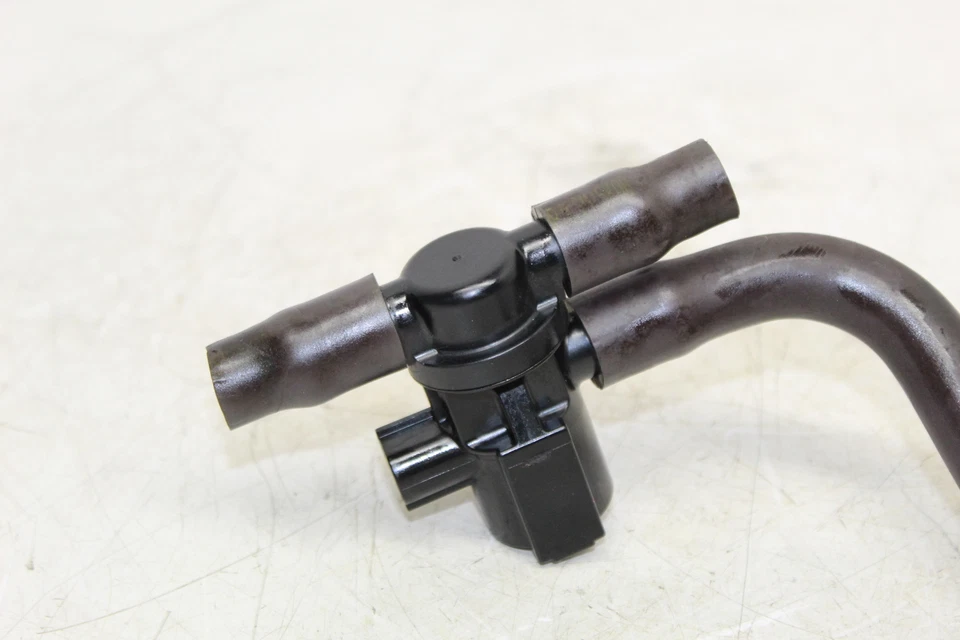 2006 Kawasaki Ninja Zx10r Zx1000d Air Valve Solenoid Top Engine Switch Sensor - Image 3 of 4