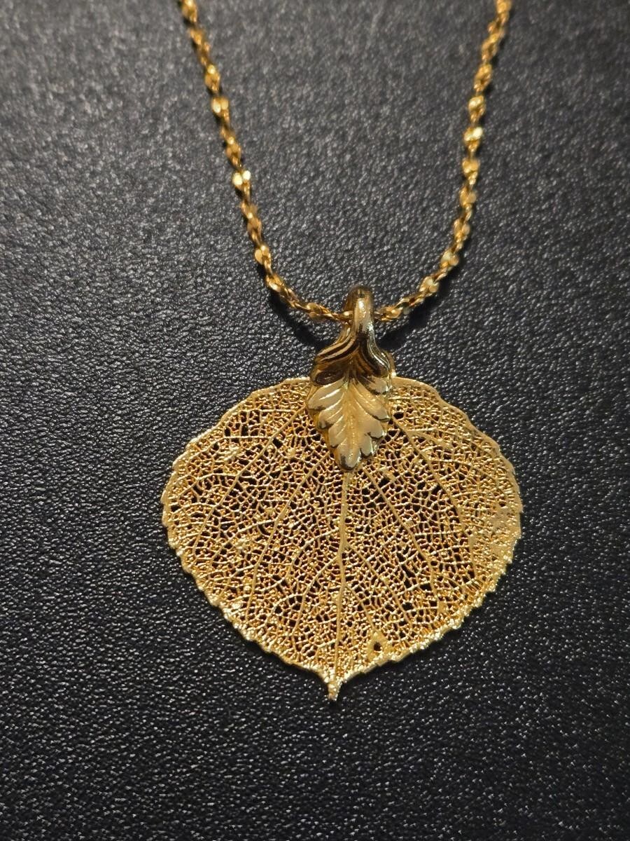Gold-Tone Aspen Leaf Necklace Clip Earrings Costume Jewelry Souvenir-image