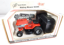 Scale Models Lawn Chief Garden 1239 Tractor True Value Steerable Metal Bank 1/16