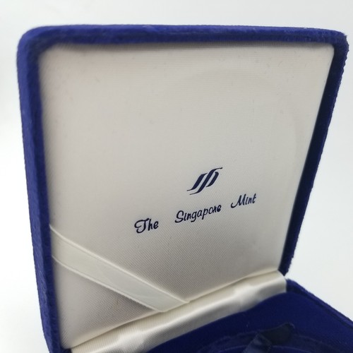 Singapore Mint 1987 Commemorate America`s Cup Coin Empty Blue Presentation Box 4 - Picture 3 of 10