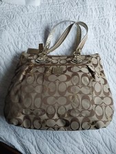 Coach Poppy Signature Heart Glam Tote Khaki 18711 New Without tag 