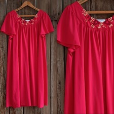 VTG Shadowline Red Nightgown Nylon Midi Embroidered Floral Roses Flutter Sleeves