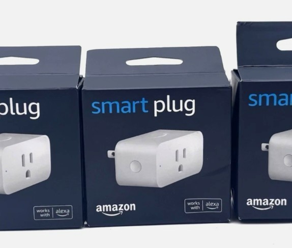 NEW Amazon Smart Plug White Works With Alexa 3-PRONG single socket