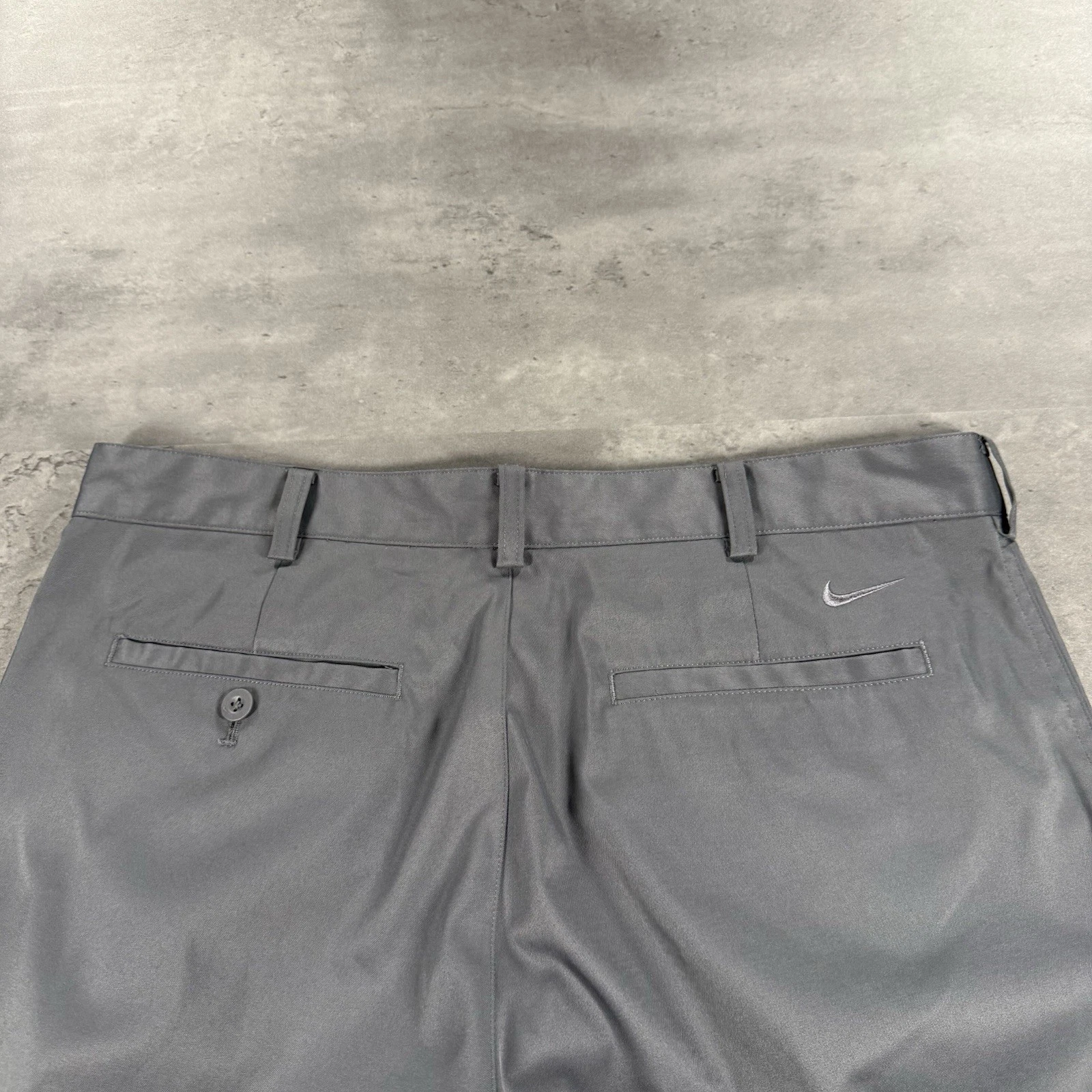 Nike Dri Fit Pantaloni da Golf Uomo 34x30 Grigio Tour Performance Gamba Dritta Swoosh